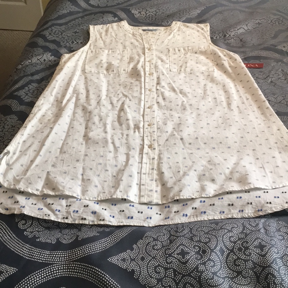 NWT Long Short Sleeve Top Size Large